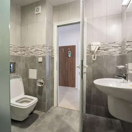 Otel Zonya 3*
