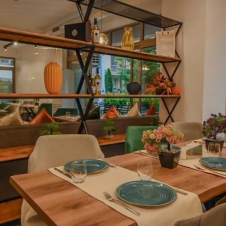 Hotel Zonya 3*