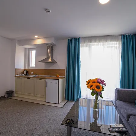 Zonya Hotel 3*