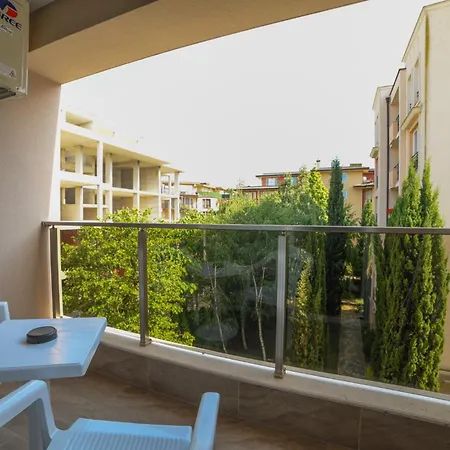 Zonya Hotel 3*