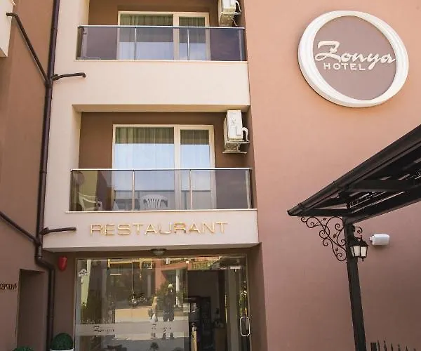 Zonya 3* 써니비치