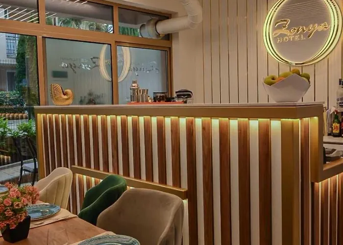 Zonya 3* 써니비치